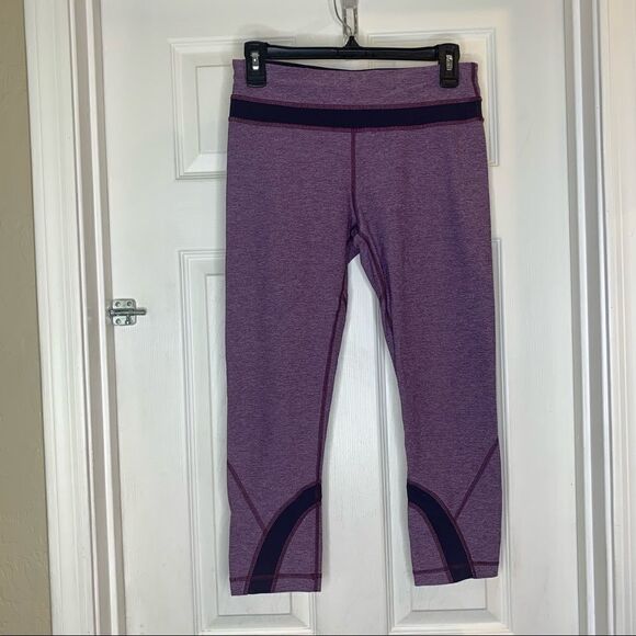 LULULEMON Inspire Crop II Heathered Berry Size 6 Luxtreme Running Jogging - Picture 2 of 10